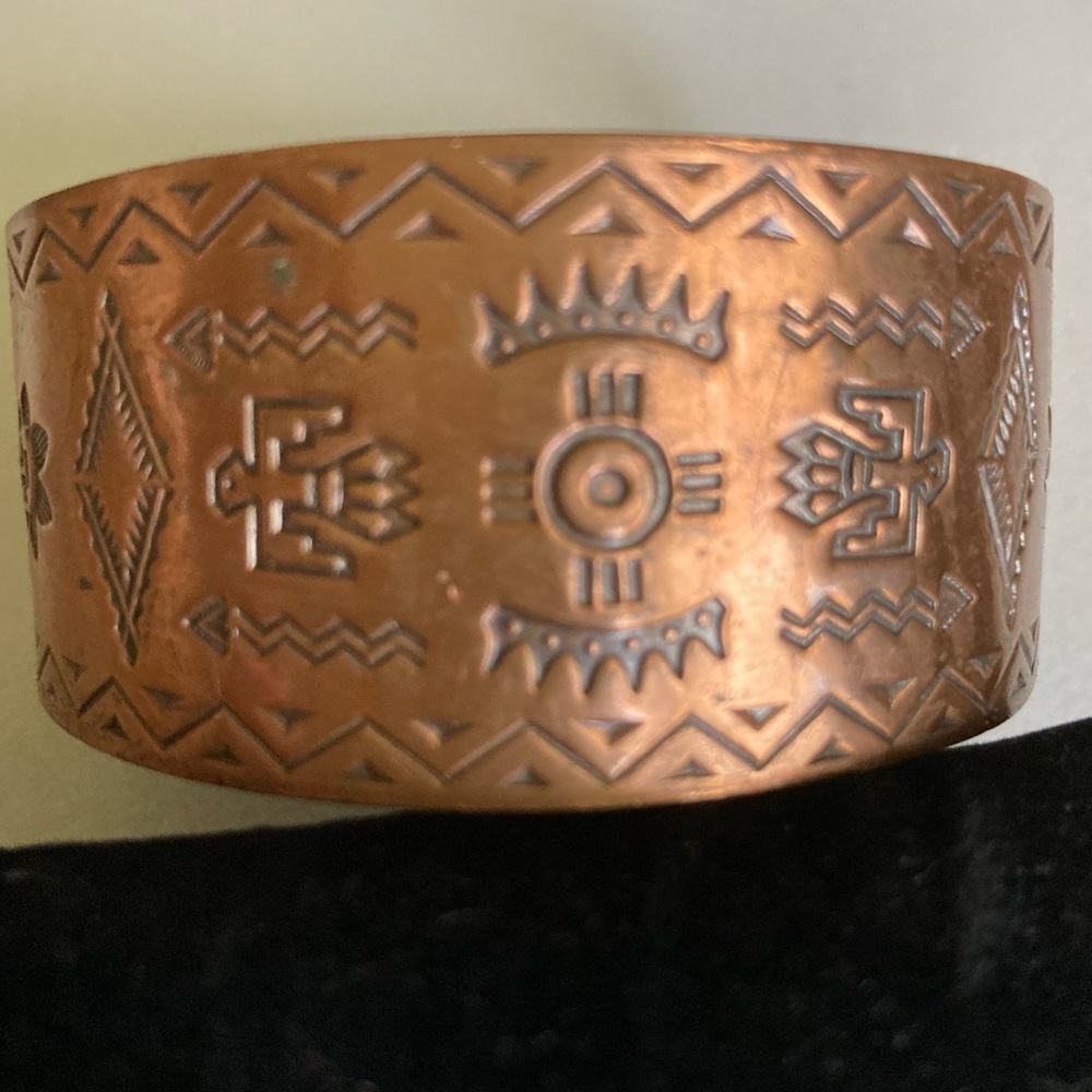 Copper Cuff Bracelet. Vintage Native American Solid Cpr Thunderbird Arrow Cuff